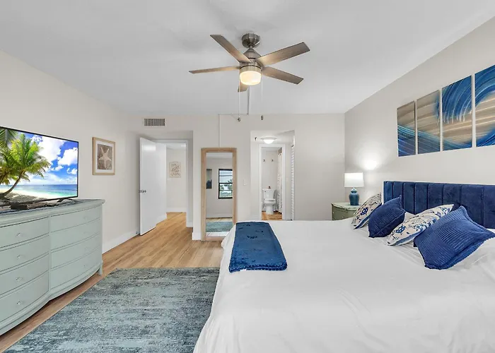 Golden Shores #210 Holiday home