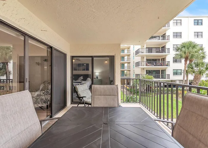 Holiday home Golden Shores #210 *