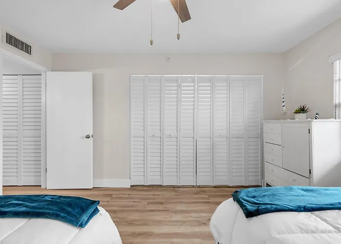Golden Shores #210 Holiday home